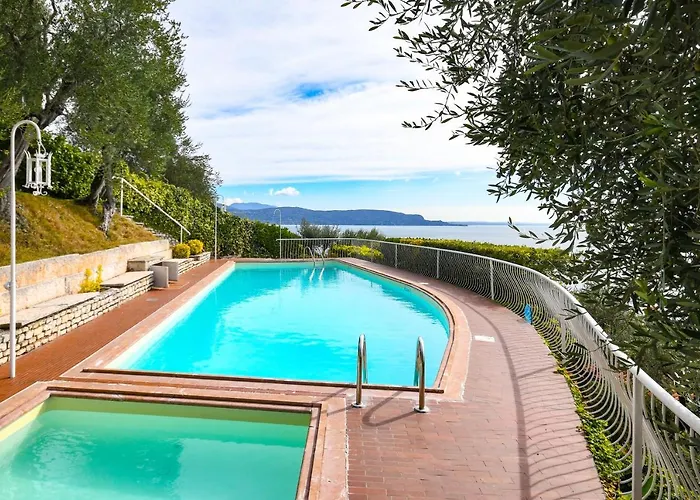 La Fasano 4* 가르도네리비에라